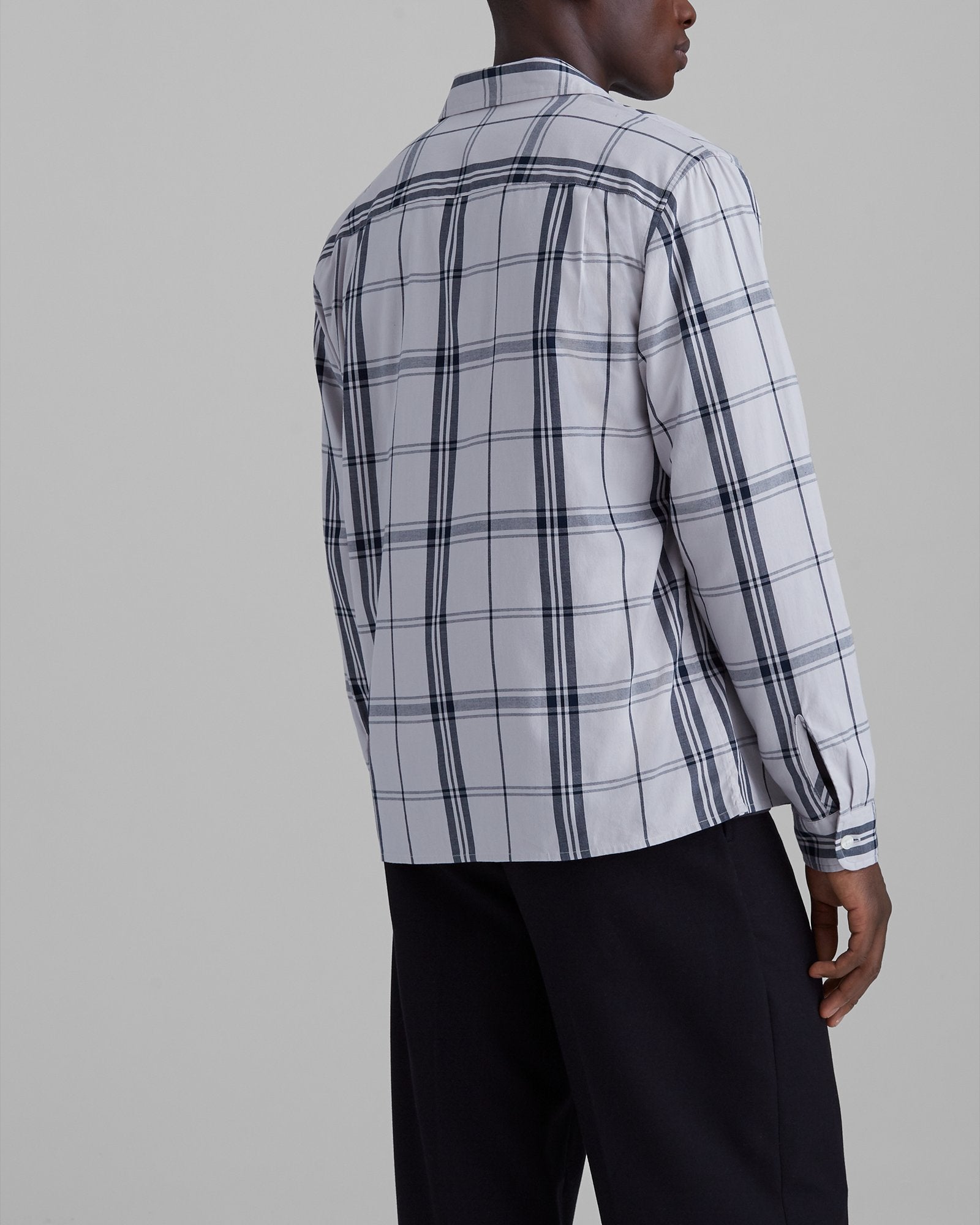 GILT,Club Monaco, Club Monaco Grey & Navy Plaid Button Up Shirt, Grey, Small-41-TagS